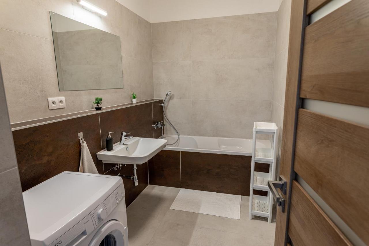 Apartamento Strešný Aparmán Pri Mlyne Skalica Exterior foto